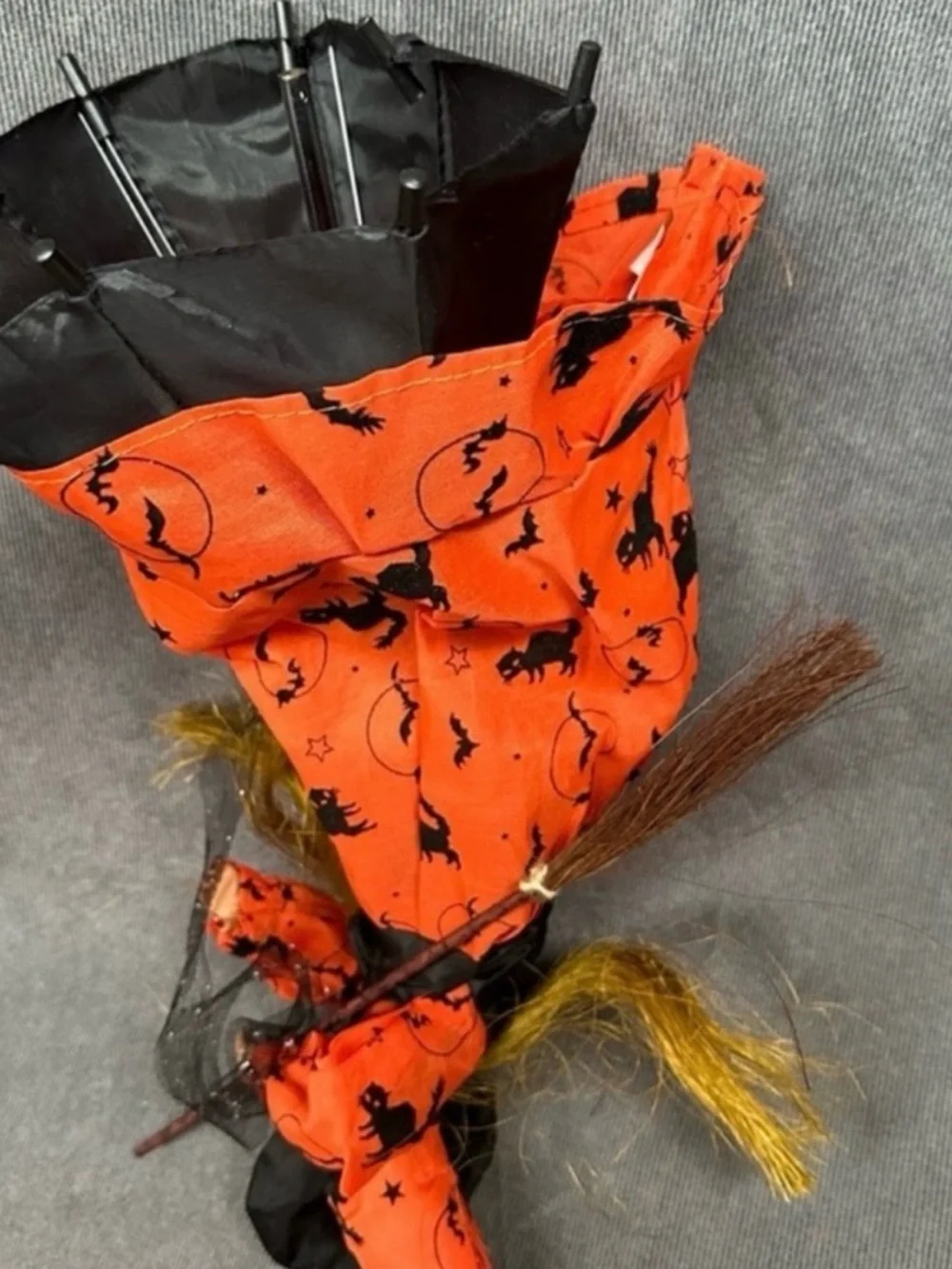 Halloween witch wreath accessory